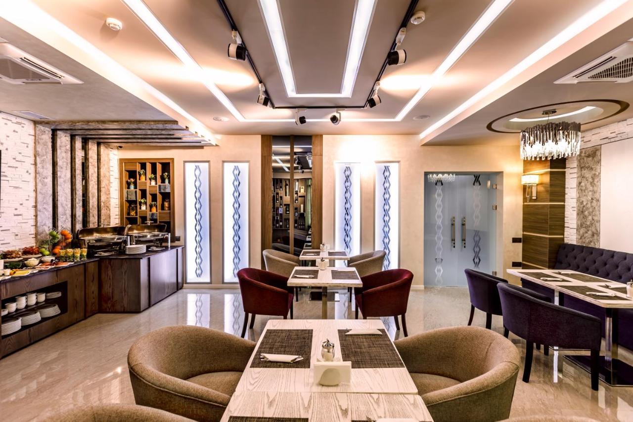 באקו Parallel Hotel מראה חיצוני תמונה