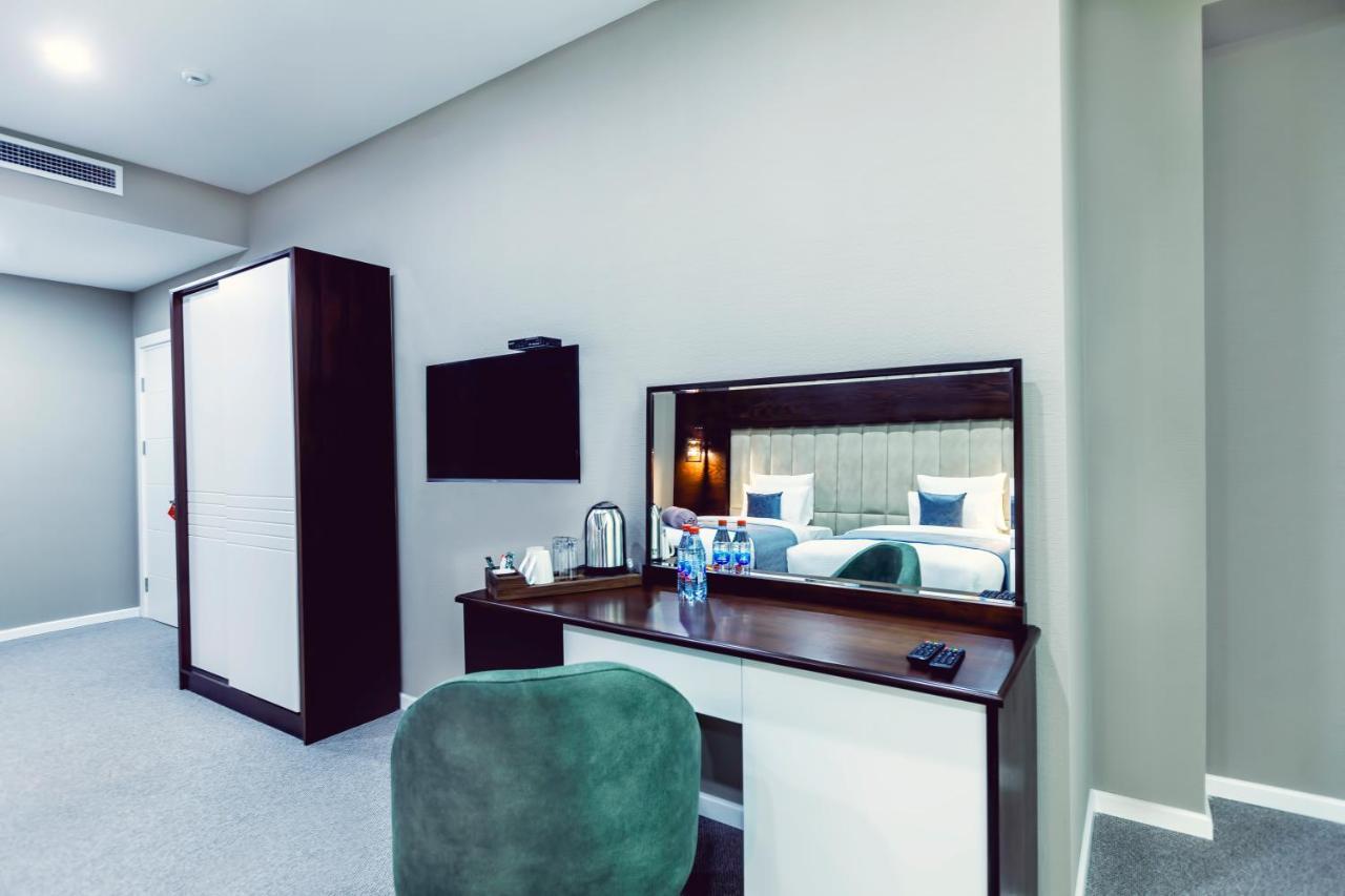 באקו Parallel Hotel מראה חיצוני תמונה
